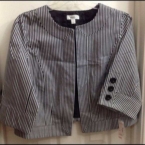 BLACK AND WHITE STRIPED JACKET BLAZER. - Picture 1 of 5